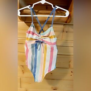 Wonder Nation Girls One-Piece Swimsuit with Crisscross Back Size 6–6A